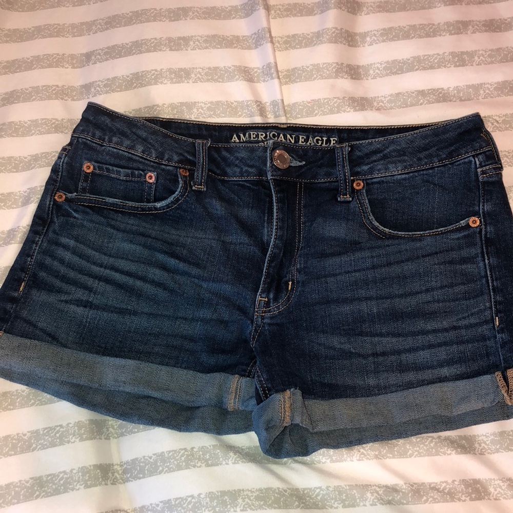 American Eagle Tomgirl Midi shorts
